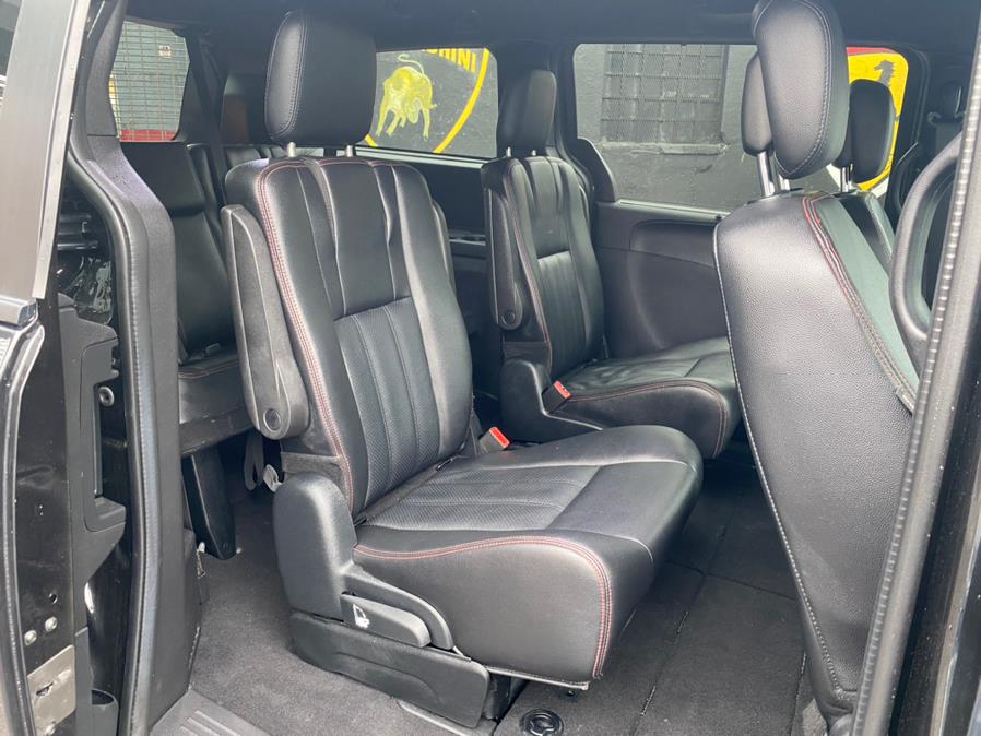 2020 Dodge Grand Caravan GT Wagon, available for sale in Jamaica, New York | Jamaica Motor Sports. Jamaica, New York 2020 Dodge Grand Caravan GT Wagon, available for sale in Jamaica, New York | Jamaica Motor Sports. Jamaica, New York