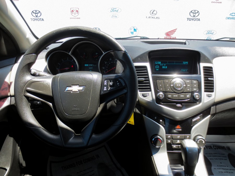 2014 Chevrolet Cruze 4dr Sdn Auto LS, available for sale in Santa Ana, California | Auto Max Of Santa Ana. Santa Ana, California 2014 Chevrolet Cruze 4dr Sdn Auto LS, available for sale in Santa Ana, California | Auto Max Of Santa Ana. Santa Ana, California