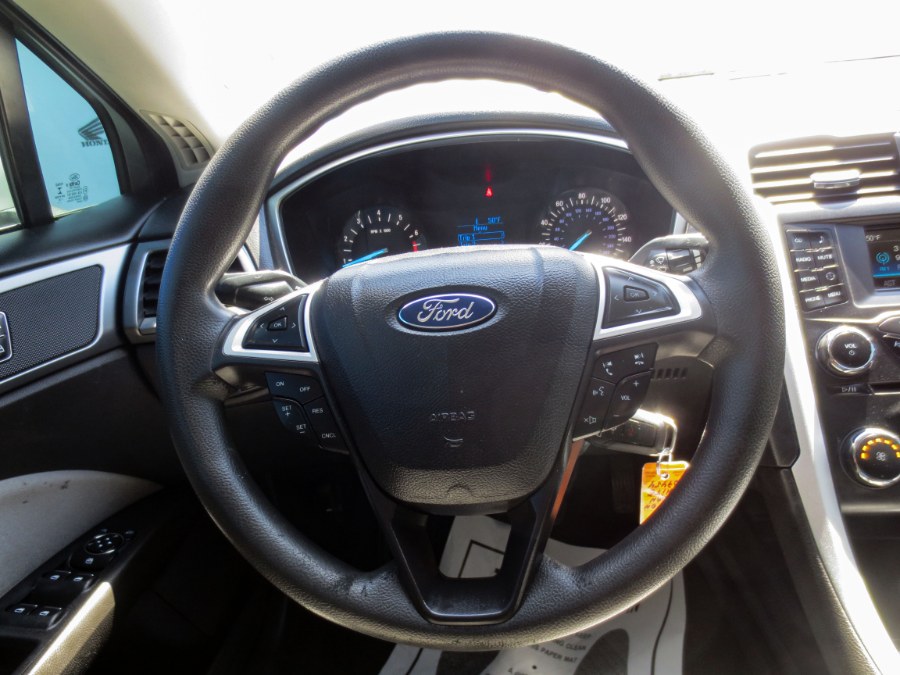2016 Ford Fusion 4dr Sdn S FWD, available for sale in Santa Ana, California | Auto Max Of Santa Ana. Santa Ana, California 2016 Ford Fusion 4dr Sdn S FWD, available for sale in Santa Ana, California | Auto Max Of Santa Ana. Santa Ana, California