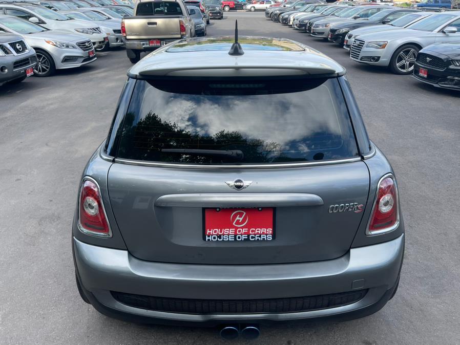 Used MINI Cooper Hardtop 2dr Cpe S 2010 | House of Cars LLC. Waterbury, Connecticut