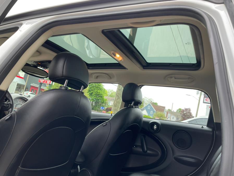 2012 MINI Cooper Countryman AWD 4dr S ALL4, available for sale in Manchester, Connecticut | Carsonmain LLC. Manchester, Connecticut 2012 MINI Cooper Countryman AWD 4dr S ALL4, available for sale in Manchester, Connecticut | Carsonmain LLC. Manchester, Connecticut