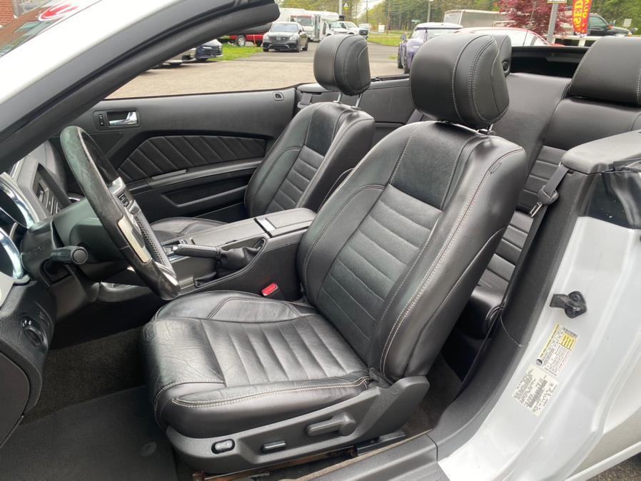 Used Ford Mustang 2dr Conv V6 2014 | Mike And Tony Auto Sales, Inc. South Windsor, Connecticut Used Ford Mustang 2dr Conv V6 2014 | Mike And Tony Auto Sales, Inc. South Windsor, Connecticut