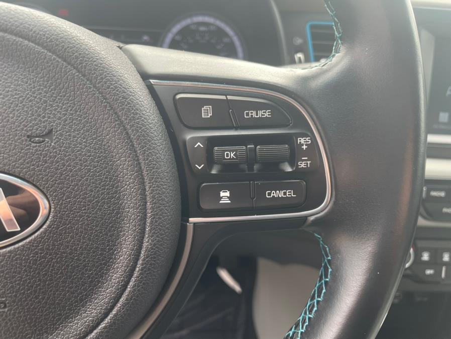Used Kia Niro Plug-In Hybrid LX FWD 2019 | Green Light Auto Wholesale. Daly City, California Used Kia Niro Plug-In Hybrid LX FWD 2019 | Green Light Auto Wholesale. Daly City, California