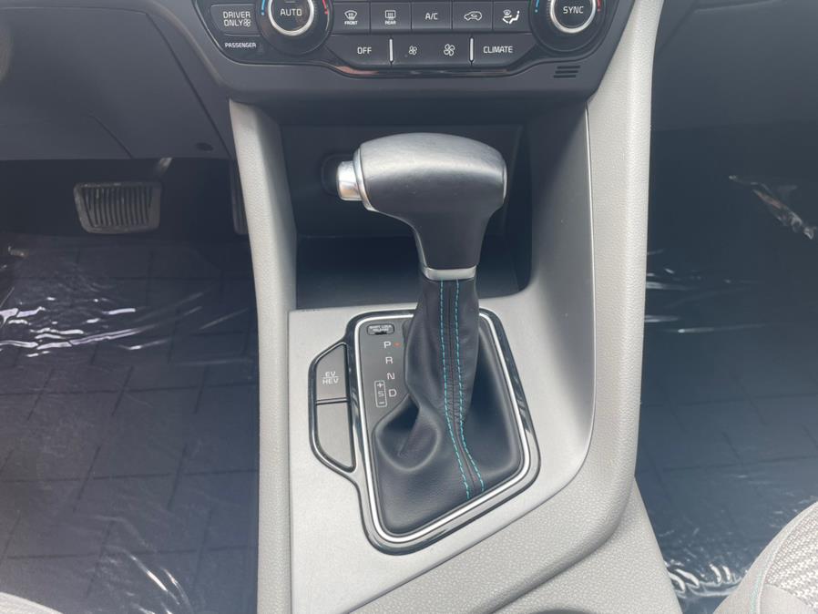 Used Kia Niro Plug-In Hybrid LX FWD 2019 | Green Light Auto Wholesale. Daly City, California Used Kia Niro Plug-In Hybrid LX FWD 2019 | Green Light Auto Wholesale. Daly City, California