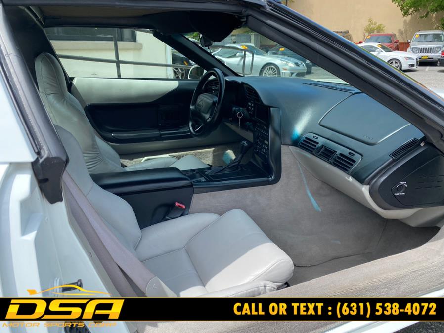 Used Chevrolet Corvette 2dr Cpe 1996 | DSA Motor Sports Corp. Commack, New York Used Chevrolet Corvette 2dr Cpe 1996 | DSA Motor Sports Corp. Commack, New York