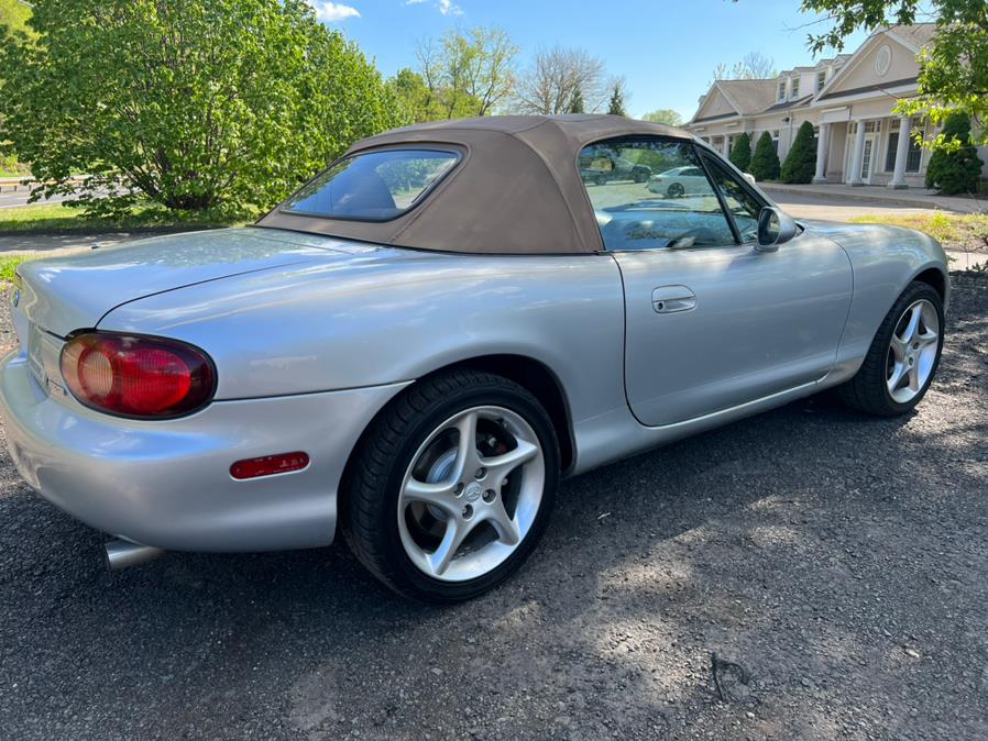 Used Mazda MX-5 Miata 2dr Conv Base Manual 2001 | Main Auto of Berlin. Berlin, Connecticut Used Mazda MX-5 Miata 2dr Conv Base Manual 2001 | Main Auto of Berlin. Berlin, Connecticut