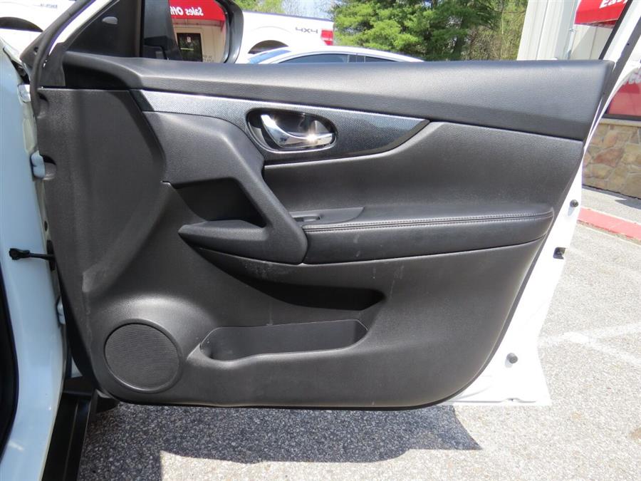 Used Nissan Rogue SL AWD 4dr Crossover 2015 | Lake City Exports Inc. Auburn, Maine Used Nissan Rogue SL AWD 4dr Crossover 2015 | Lake City Exports Inc. Auburn, Maine