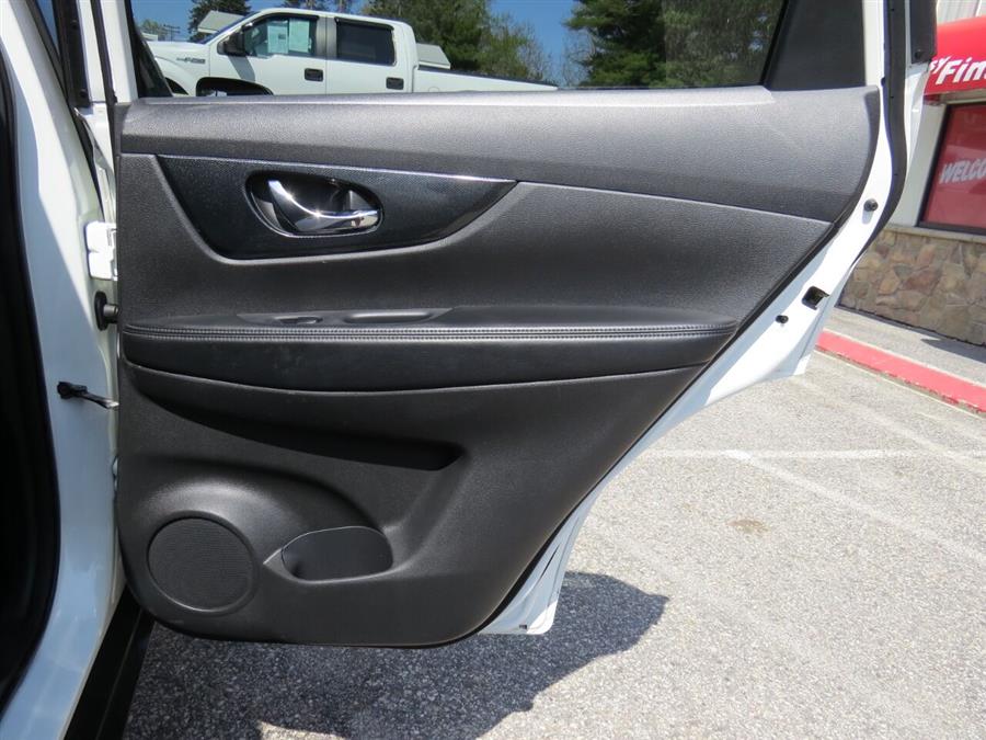 Used Nissan Rogue SL AWD 4dr Crossover 2015 | Lake City Exports Inc. Auburn, Maine Used Nissan Rogue SL AWD 4dr Crossover 2015 | Lake City Exports Inc. Auburn, Maine