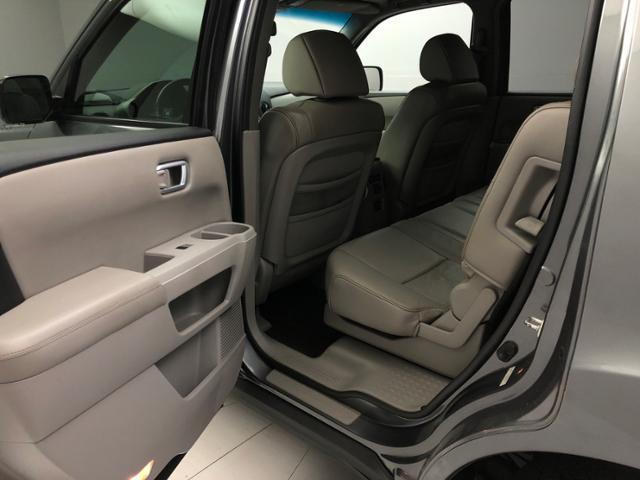 2011 Honda Pilot 4WD 4dr EX-L, available for sale in Naugatuck, Connecticut | J&M Automotive Sls&Svc LLC. Naugatuck, Connecticut 2011 Honda Pilot 4WD 4dr EX-L, available for sale in Naugatuck, Connecticut | J&M Automotive Sls&Svc LLC. Naugatuck, Connecticut
