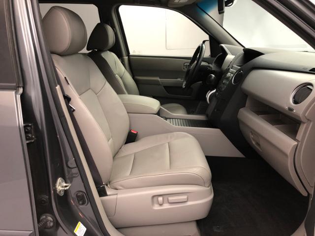 2011 Honda Pilot 4WD 4dr EX-L, available for sale in Naugatuck, Connecticut | J&M Automotive Sls&Svc LLC. Naugatuck, Connecticut 2011 Honda Pilot 4WD 4dr EX-L, available for sale in Naugatuck, Connecticut | J&M Automotive Sls&Svc LLC. Naugatuck, Connecticut