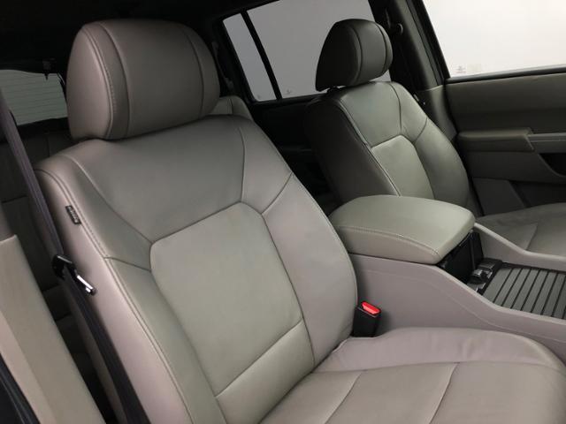 2011 Honda Pilot 4WD 4dr EX-L, available for sale in Naugatuck, Connecticut | J&M Automotive Sls&Svc LLC. Naugatuck, Connecticut 2011 Honda Pilot 4WD 4dr EX-L, available for sale in Naugatuck, Connecticut | J&M Automotive Sls&Svc LLC. Naugatuck, Connecticut