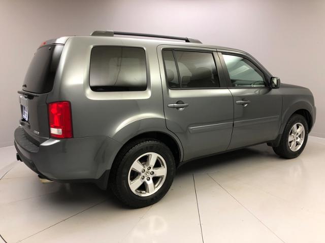 2011 Honda Pilot 4WD 4dr EX-L, available for sale in Naugatuck, Connecticut | J&M Automotive Sls&Svc LLC. Naugatuck, Connecticut 2011 Honda Pilot 4WD 4dr EX-L, available for sale in Naugatuck, Connecticut | J&M Automotive Sls&Svc LLC. Naugatuck, Connecticut