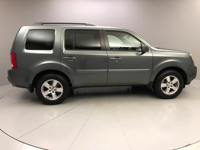 2011 Honda Pilot 4WD 4dr EX-L, available for sale in Naugatuck, Connecticut | J&M Automotive Sls&Svc LLC. Naugatuck, Connecticut 2011 Honda Pilot 4WD 4dr EX-L, available for sale in Naugatuck, Connecticut | J&M Automotive Sls&Svc LLC. Naugatuck, Connecticut