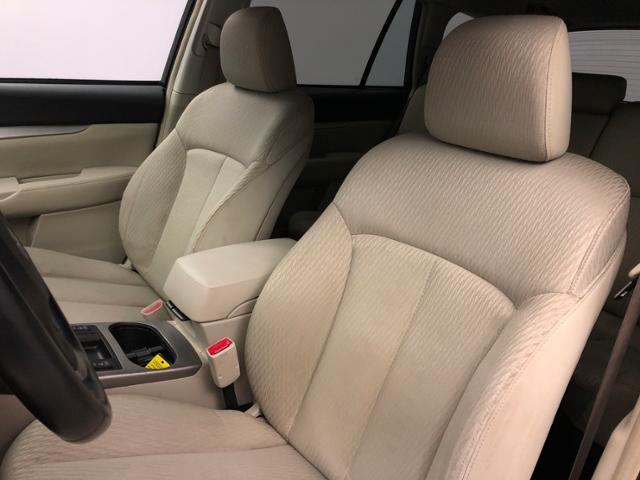 Used Subaru Outback 4dr Wgn H4 Auto 2.5i Premium 2012 | J&M Automotive Sls&Svc LLC. Naugatuck, Connecticut Used Subaru Outback 4dr Wgn H4 Auto 2.5i Premium 2012 | J&M Automotive Sls&Svc LLC. Naugatuck, Connecticut