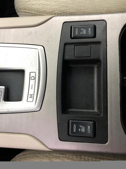Used Subaru Outback 4dr Wgn H4 Auto 2.5i Premium 2012 | J&M Automotive Sls&Svc LLC. Naugatuck, Connecticut Used Subaru Outback 4dr Wgn H4 Auto 2.5i Premium 2012 | J&M Automotive Sls&Svc LLC. Naugatuck, Connecticut