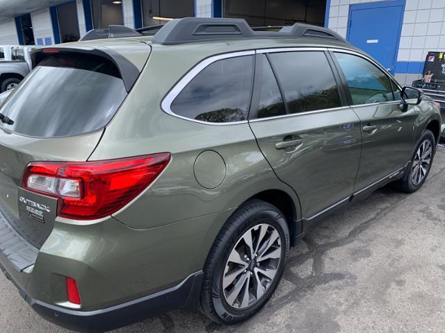 2017 Subaru Outback 2.5i Limited, available for sale in Naugatuck, Connecticut | J&M Automotive Sls&Svc LLC. Naugatuck, Connecticut 2017 Subaru Outback 2.5i Limited, available for sale in Naugatuck, Connecticut | J&M Automotive Sls&Svc LLC. Naugatuck, Connecticut