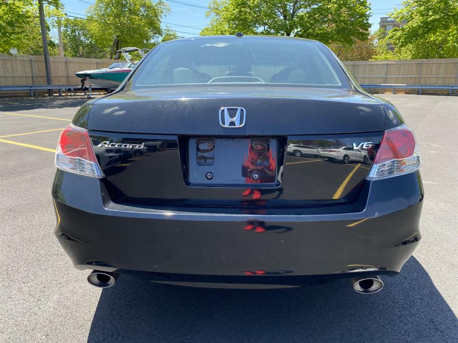 2010 Honda Accord EX-L V6 w/Navi, available for sale in Andover, Massachusetts | Autouse. Andover, Massachusetts 2010 Honda Accord EX-L V6 w/Navi, available for sale in Andover, Massachusetts | Autouse. Andover, Massachusetts