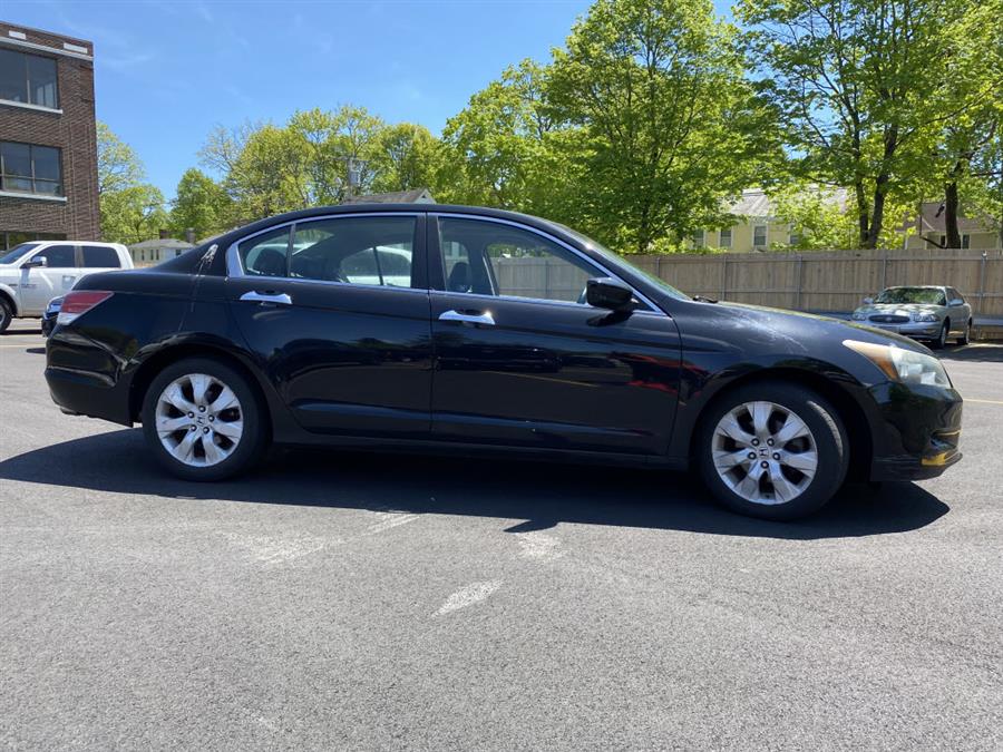 2010 Honda Accord EX-L V6 w/Navi, available for sale in Andover, Massachusetts | Autouse. Andover, Massachusetts 2010 Honda Accord EX-L V6 w/Navi, available for sale in Andover, Massachusetts | Autouse. Andover, Massachusetts