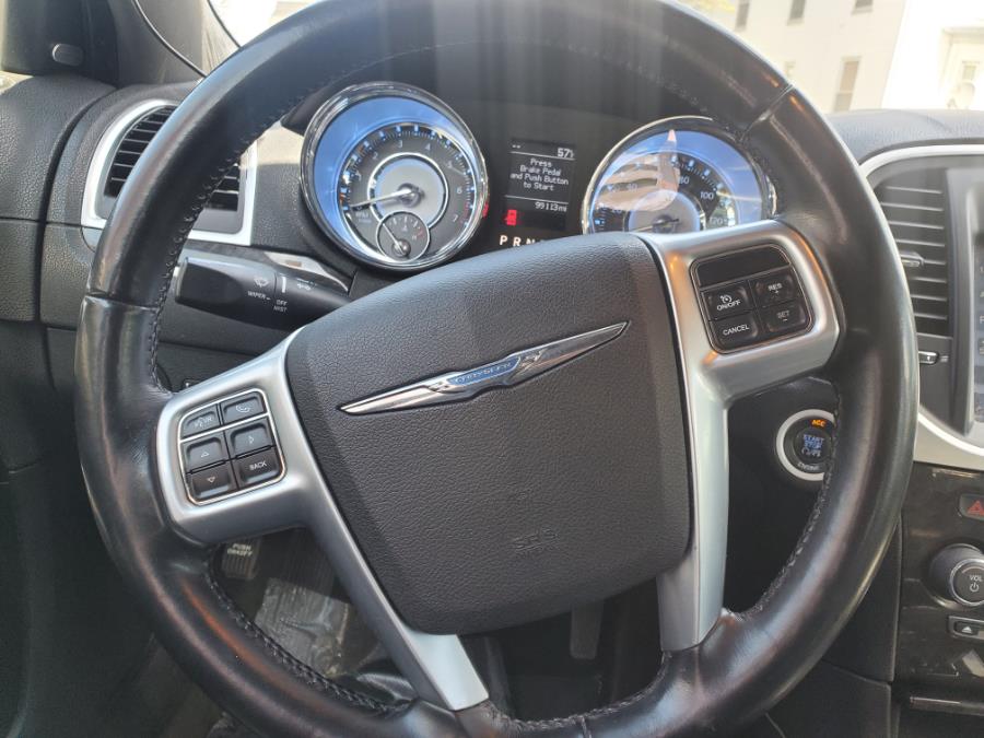 Used Chrysler 300 4dr Sdn Limited RWD 2011 | Band of Brothers. Hyde Park, Massachusetts Used Chrysler 300 4dr Sdn Limited RWD 2011 | Band of Brothers. Hyde Park, Massachusetts