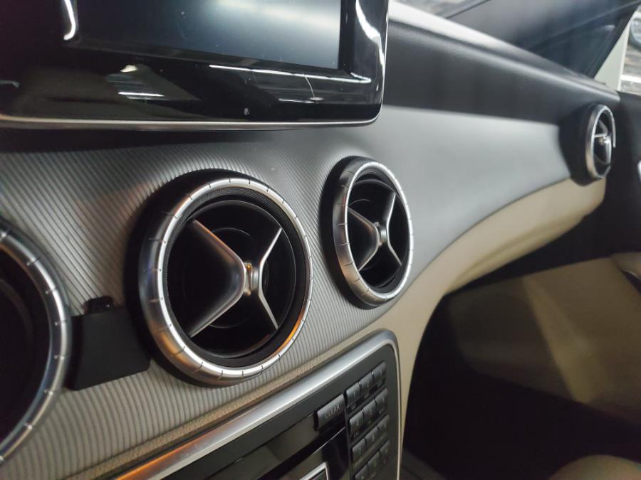 Used Mercedes-Benz CLA-Class 4dr Sdn CLA250 4MATIC 2014 | Band of Brothers. Hyde Park, Massachusetts Used Mercedes-Benz CLA-Class 4dr Sdn CLA250 4MATIC 2014 | Band of Brothers. Hyde Park, Massachusetts