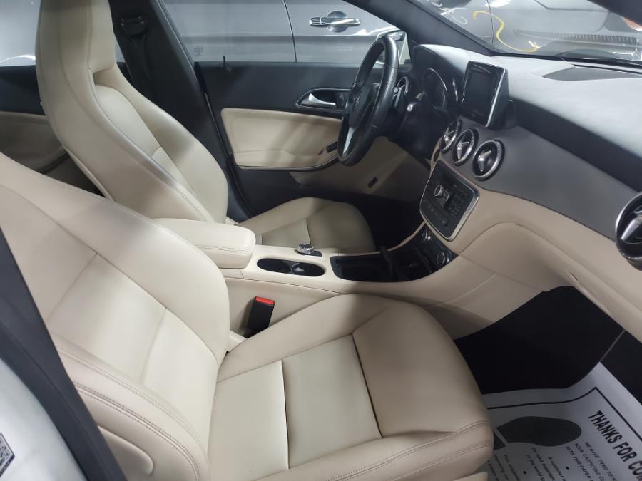 Used Mercedes-Benz CLA-Class 4dr Sdn CLA250 4MATIC 2014 | Band of Brothers. Hyde Park, Massachusetts Used Mercedes-Benz CLA-Class 4dr Sdn CLA250 4MATIC 2014 | Band of Brothers. Hyde Park, Massachusetts