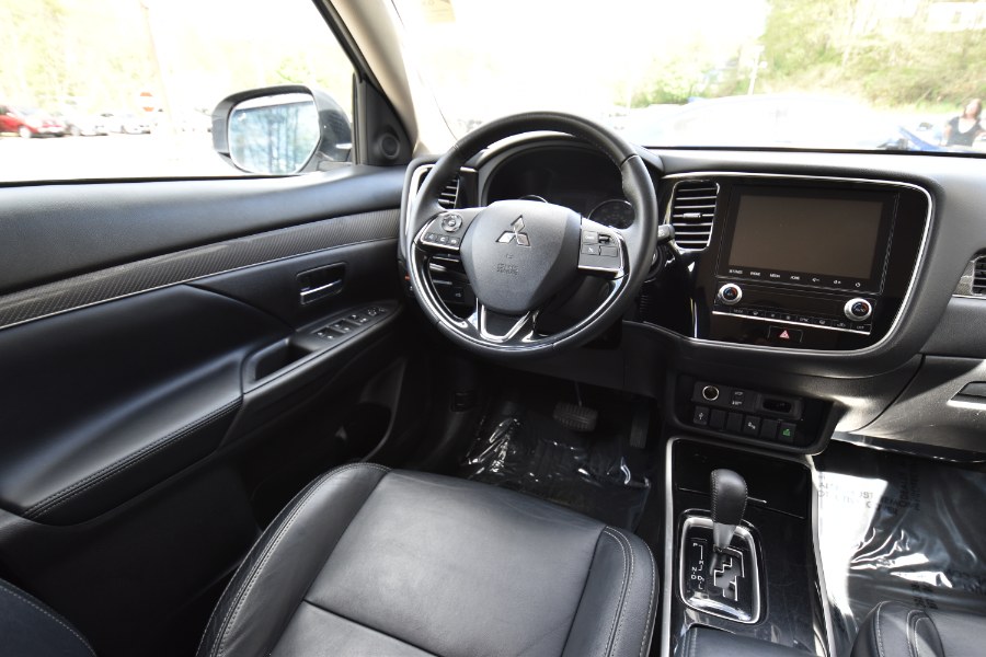 2020 Mitsubishi Outlander SEL S-AWC, available for sale in Waterbury, Connecticut | Highline Car Connection. Waterbury, Connecticut 2020 Mitsubishi Outlander SEL S-AWC, available for sale in Waterbury, Connecticut | Highline Car Connection. Waterbury, Connecticut