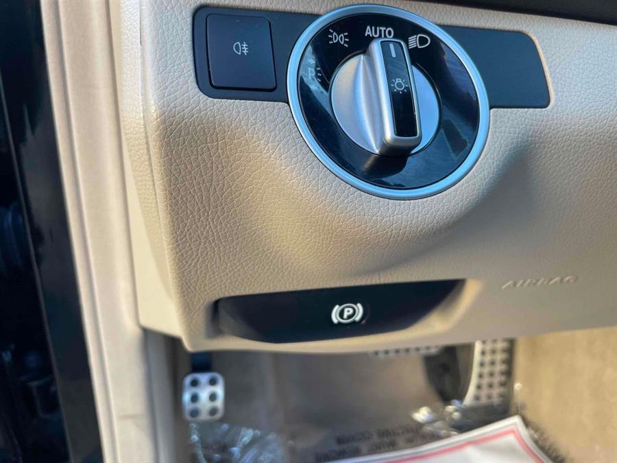 Used Mercedes-benz C-class C 250 Sport 2012 | Mass Auto Exchange. Framingham, Massachusetts Used Mercedes-benz C-class C 250 Sport 2012 | Mass Auto Exchange. Framingham, Massachusetts