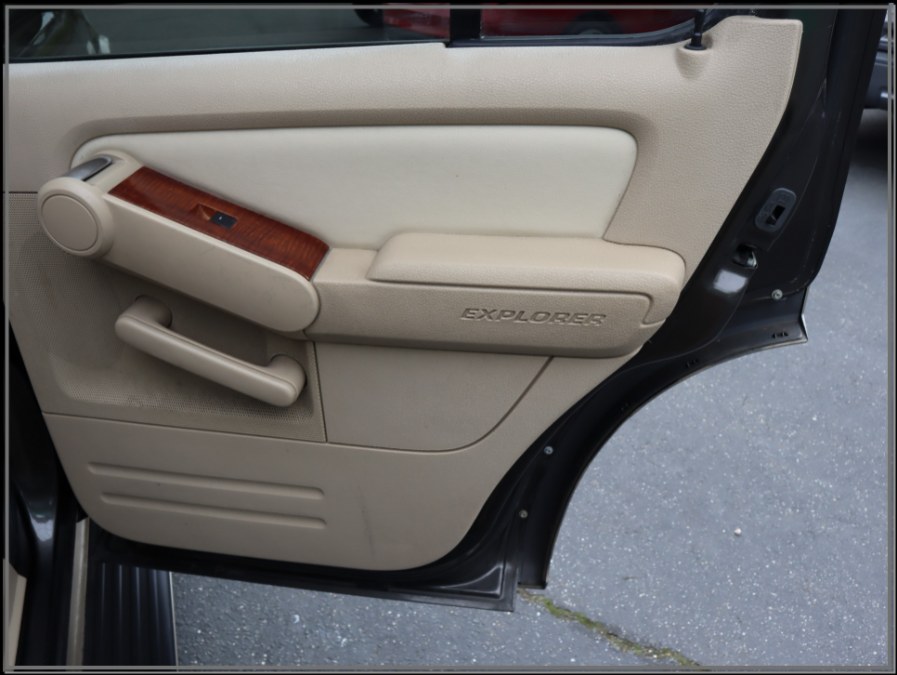 2006 Ford Explorer 4dr 114" WB 4.0L Eddie Bauer 4WD, available for sale in Huntington Station, New York | My Auto Inc.. Huntington Station, New York 2006 Ford Explorer 4dr 114" WB 4.0L Eddie Bauer 4WD, available for sale in Huntington Station, New York | My Auto Inc.. Huntington Station, New York