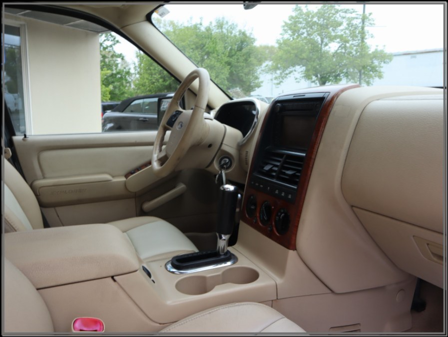 2006 Ford Explorer 4dr 114" WB 4.0L Eddie Bauer 4WD, available for sale in Huntington Station, New York | My Auto Inc.. Huntington Station, New York 2006 Ford Explorer 4dr 114" WB 4.0L Eddie Bauer 4WD, available for sale in Huntington Station, New York | My Auto Inc.. Huntington Station, New York