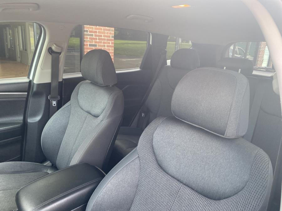 2019 Hyundai Santa Fe SE 2.4L Auto FWD, available for sale in Middletown, Connecticut | Newfield Auto Sales. Middletown, Connecticut 2019 Hyundai Santa Fe SE 2.4L Auto FWD, available for sale in Middletown, Connecticut | Newfield Auto Sales. Middletown, Connecticut