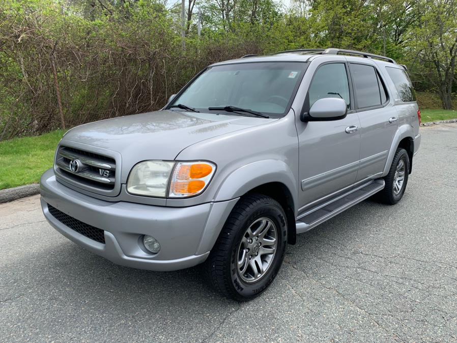 Used Toyota Sequoia 4dr Limited 4WD 2003 | A & A Auto Sales. Leominster, Massachusetts