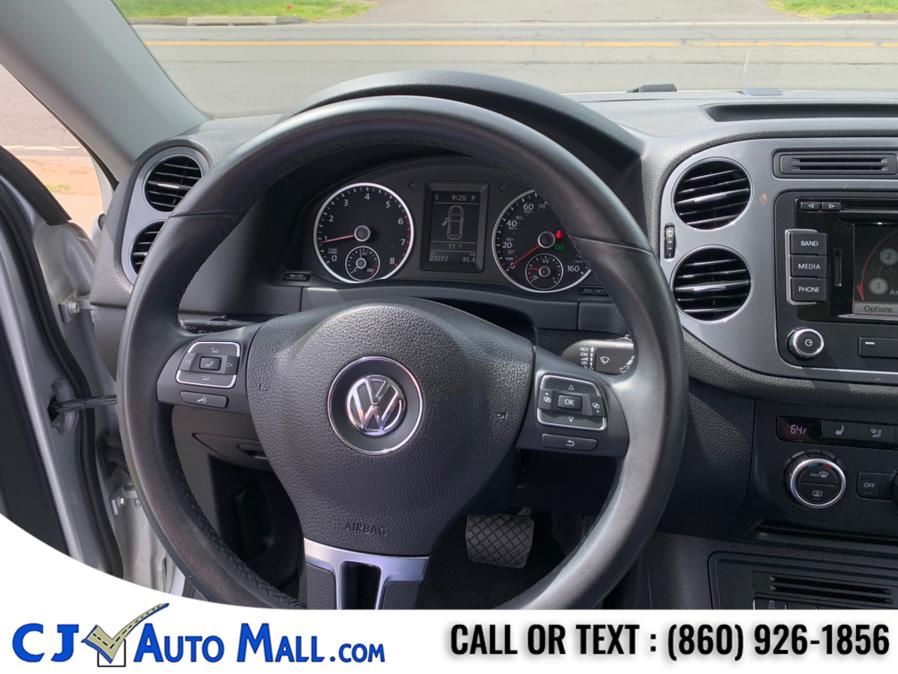 Used Volkswagen Tiguan 4MOTION 4dr Auto SEL 2014 | CJ Auto Mall. Bristol, Connecticut Used Volkswagen Tiguan 4MOTION 4dr Auto SEL 2014 | CJ Auto Mall. Bristol, Connecticut