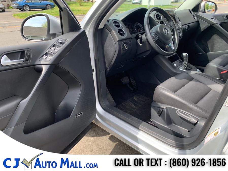 Used Volkswagen Tiguan 4MOTION 4dr Auto SEL 2014 | CJ Auto Mall. Bristol, Connecticut Used Volkswagen Tiguan 4MOTION 4dr Auto SEL 2014 | CJ Auto Mall. Bristol, Connecticut
