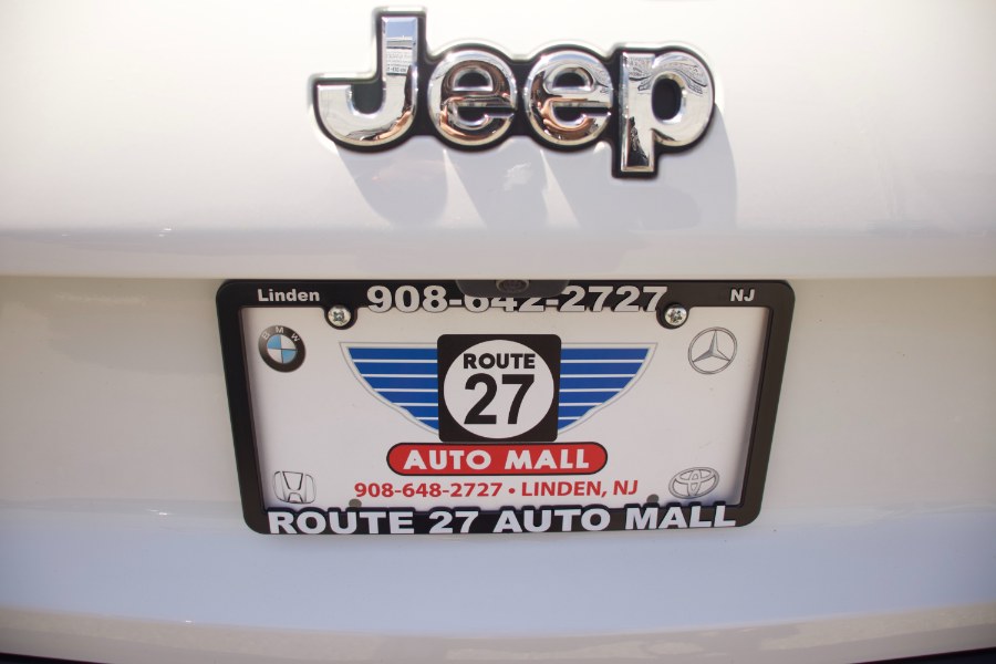 Used Jeep Cherokee Latitude Plus 4x4 2019 | Route 27 Auto Mall. Linden, New Jersey Used Jeep Cherokee Latitude Plus 4x4 2019 | Route 27 Auto Mall. Linden, New Jersey