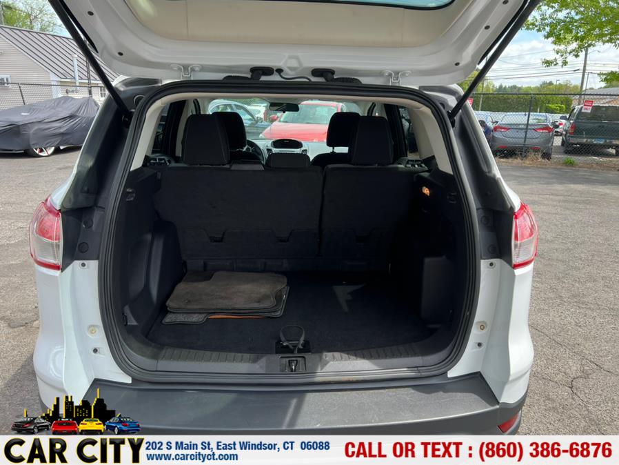 2013 Ford Escape 4WD 4dr SE, available for sale in East Windsor, Connecticut | Car City LLC. East Windsor, Connecticut 2013 Ford Escape 4WD 4dr SE, available for sale in East Windsor, Connecticut | Car City LLC. East Windsor, Connecticut