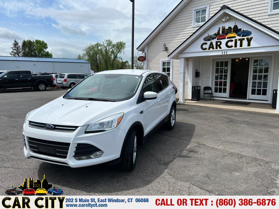 2013 Ford Escape 4WD 4dr SE, available for sale in East Windsor, Connecticut | Car City LLC. East Windsor, Connecticut