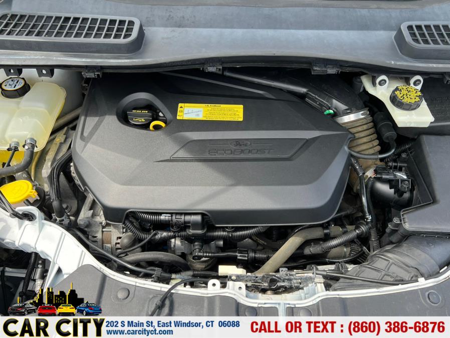 2013 Ford Escape 4WD 4dr SE, available for sale in East Windsor, Connecticut | Car City LLC. East Windsor, Connecticut 2013 Ford Escape 4WD 4dr SE, available for sale in East Windsor, Connecticut | Car City LLC. East Windsor, Connecticut
