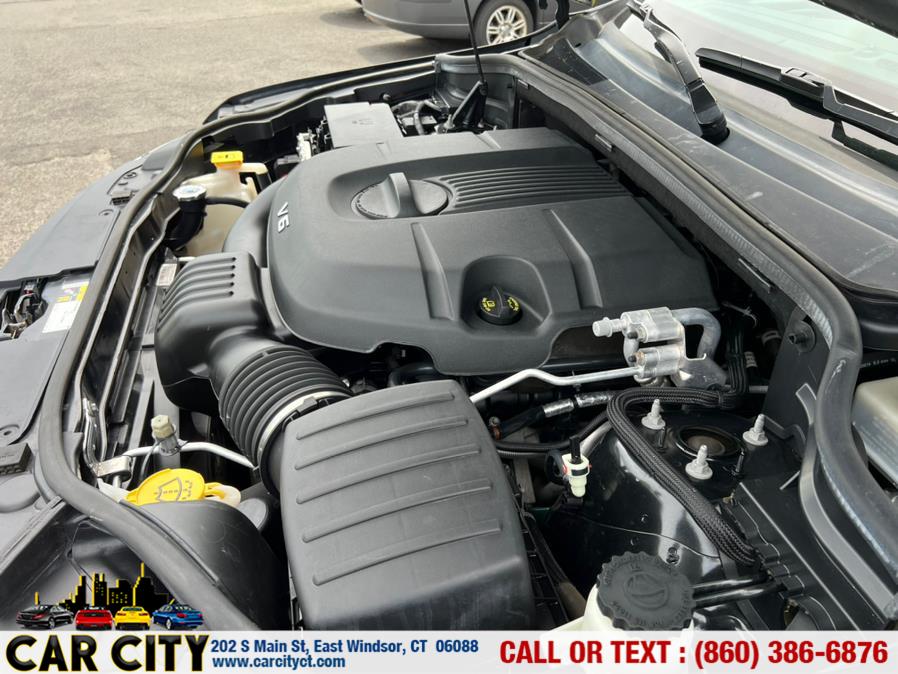 2015 Jeep Grand Cherokee 4WD 4dr Limited, available for sale in East Windsor, Connecticut | Car City LLC. East Windsor, Connecticut 2015 Jeep Grand Cherokee 4WD 4dr Limited, available for sale in East Windsor, Connecticut | Car City LLC. East Windsor, Connecticut