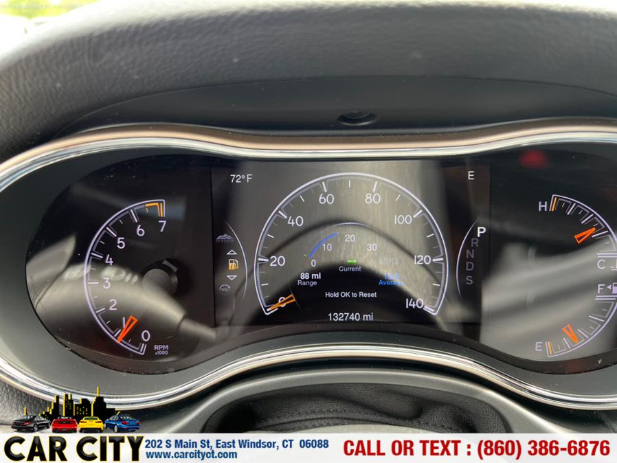 2015 Jeep Grand Cherokee 4WD 4dr Limited, available for sale in East Windsor, Connecticut | Car City LLC. East Windsor, Connecticut 2015 Jeep Grand Cherokee 4WD 4dr Limited, available for sale in East Windsor, Connecticut | Car City LLC. East Windsor, Connecticut