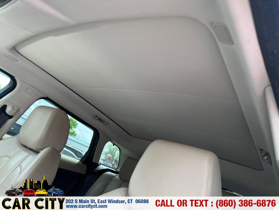 2012 Land Rover Range Rover Evoque 5dr HB Pure Plus, available for sale in East Windsor, Connecticut | Car City LLC. East Windsor, Connecticut 2012 Land Rover Range Rover Evoque 5dr HB Pure Plus, available for sale in East Windsor, Connecticut | Car City LLC. East Windsor, Connecticut