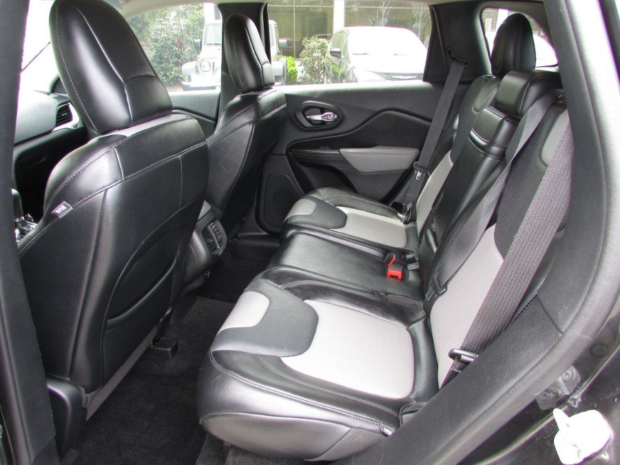 2014 Jeep Cherokee 4WD 4dr Limited, available for sale in East Windsor, Connecticut | United Auto Sales of E Windsor, Inc. East Windsor, Connecticut 2014 Jeep Cherokee 4WD 4dr Limited, available for sale in East Windsor, Connecticut | United Auto Sales of E Windsor, Inc. East Windsor, Connecticut