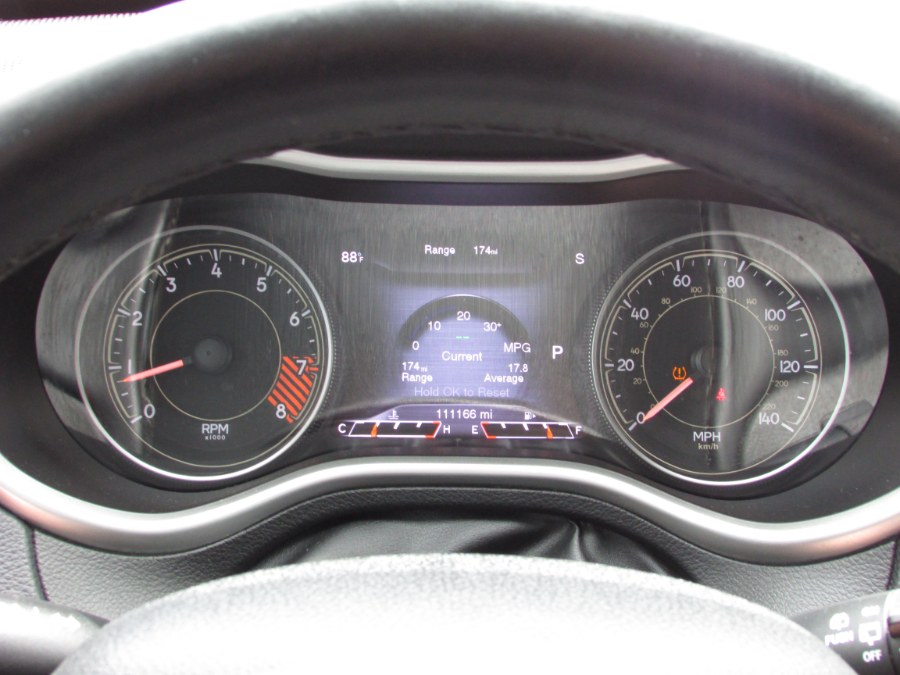 2014 Jeep Cherokee 4WD 4dr Limited, available for sale in East Windsor, Connecticut | United Auto Sales of E Windsor, Inc. East Windsor, Connecticut 2014 Jeep Cherokee 4WD 4dr Limited, available for sale in East Windsor, Connecticut | United Auto Sales of E Windsor, Inc. East Windsor, Connecticut