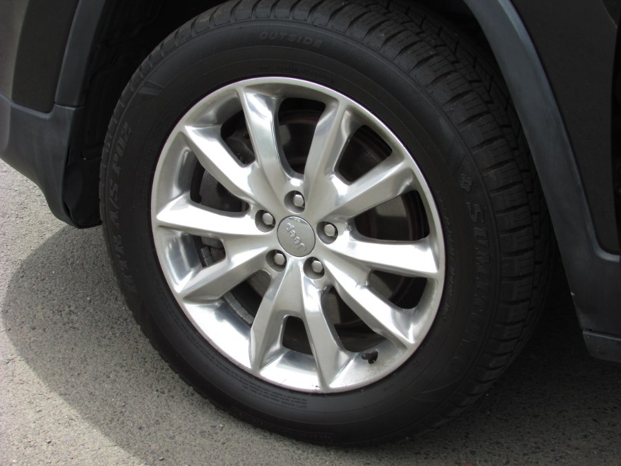 2014 Jeep Cherokee 4WD 4dr Limited, available for sale in East Windsor, Connecticut | United Auto Sales of E Windsor, Inc. East Windsor, Connecticut 2014 Jeep Cherokee 4WD 4dr Limited, available for sale in East Windsor, Connecticut | United Auto Sales of E Windsor, Inc. East Windsor, Connecticut