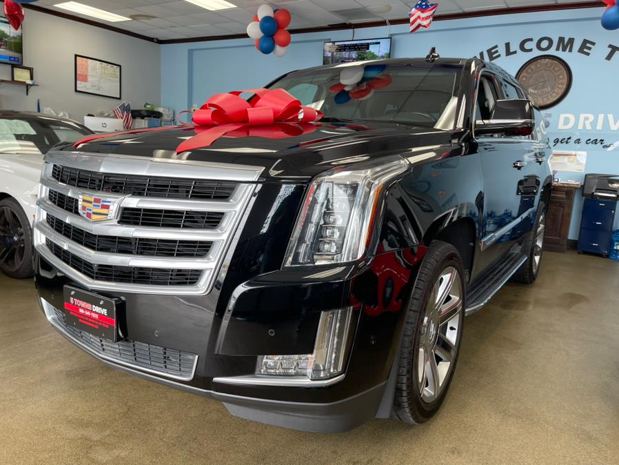 2019 Cadillac Escalade 4WD 4dr Luxury, available for sale in Inwood, New York | 5 Towns Drive. Inwood, New York 2019 Cadillac Escalade 4WD 4dr Luxury, available for sale in Inwood, New York | 5 Towns Drive. Inwood, New York