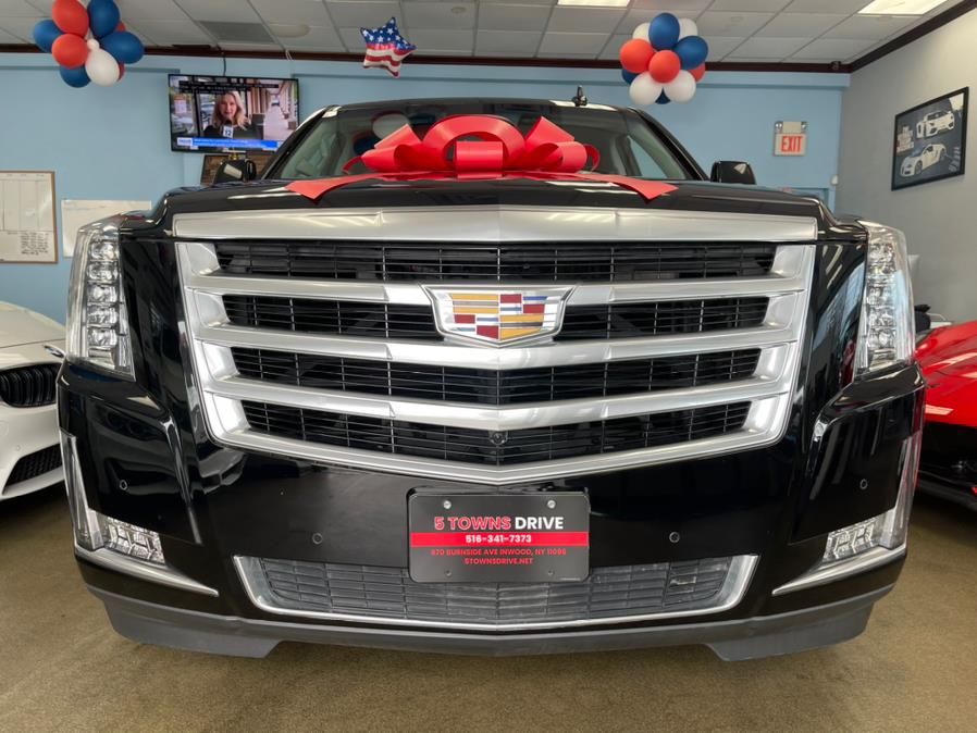 2019 Cadillac Escalade 4WD 4dr Luxury, available for sale in Inwood, New York | 5 Towns Drive. Inwood, New York 2019 Cadillac Escalade 4WD 4dr Luxury, available for sale in Inwood, New York | 5 Towns Drive. Inwood, New York