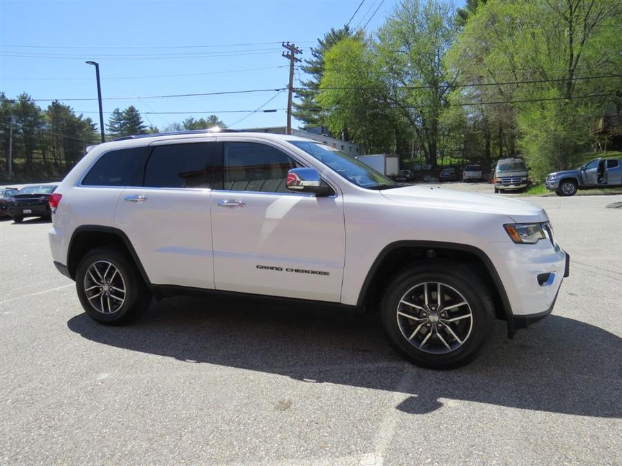 2017 Jeep Grand Cherokee Limited 4x4 4dr SUV, available for sale in Auburn, Maine | Lake City Exports Inc. Auburn, Maine 2017 Jeep Grand Cherokee Limited 4x4 4dr SUV, available for sale in Auburn, Maine | Lake City Exports Inc. Auburn, Maine