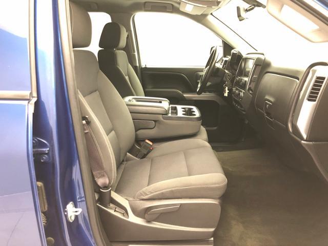2016 Chevrolet Silverado 1500 4WD Double Cab 143.5 LT w/1LT, available for sale in Naugatuck, Connecticut | J&M Automotive Sls&Svc LLC. Naugatuck, Connecticut 2016 Chevrolet Silverado 1500 4WD Double Cab 143.5 LT w/1LT, available for sale in Naugatuck, Connecticut | J&M Automotive Sls&Svc LLC. Naugatuck, Connecticut