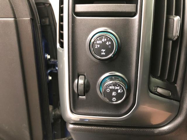 2016 Chevrolet Silverado 1500 4WD Double Cab 143.5 LT w/1LT, available for sale in Naugatuck, Connecticut | J&M Automotive Sls&Svc LLC. Naugatuck, Connecticut 2016 Chevrolet Silverado 1500 4WD Double Cab 143.5 LT w/1LT, available for sale in Naugatuck, Connecticut | J&M Automotive Sls&Svc LLC. Naugatuck, Connecticut