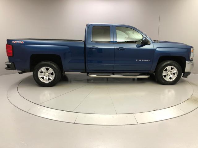 2016 Chevrolet Silverado 1500 4WD Double Cab 143.5 LT w/1LT, available for sale in Naugatuck, Connecticut | J&M Automotive Sls&Svc LLC. Naugatuck, Connecticut 2016 Chevrolet Silverado 1500 4WD Double Cab 143.5 LT w/1LT, available for sale in Naugatuck, Connecticut | J&M Automotive Sls&Svc LLC. Naugatuck, Connecticut