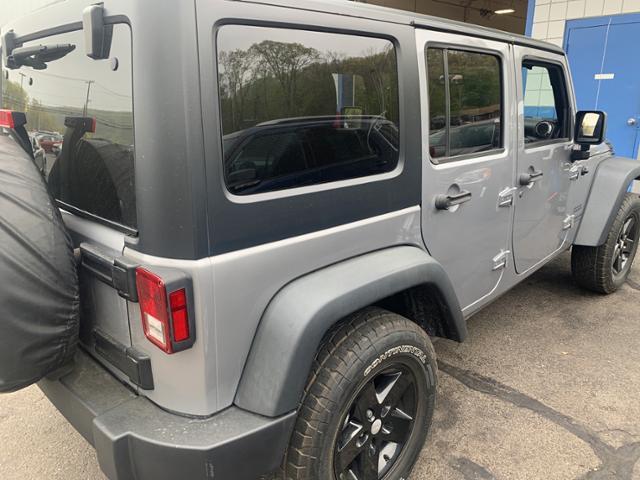 2016 Jeep Wrangler Unlimited 4WD 4dr Sport, available for sale in Naugatuck, Connecticut | J&M Automotive Sls&Svc LLC. Naugatuck, Connecticut 2016 Jeep Wrangler Unlimited 4WD 4dr Sport, available for sale in Naugatuck, Connecticut | J&M Automotive Sls&Svc LLC. Naugatuck, Connecticut